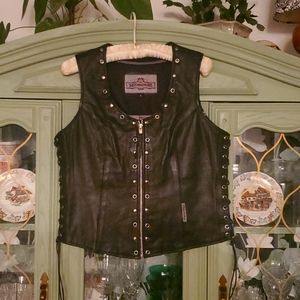MILWAUKEE VINTAGE LEATHER. Size Small, genuine leather in black.